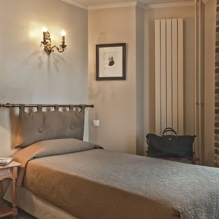 Albe Bastille 3* Paris